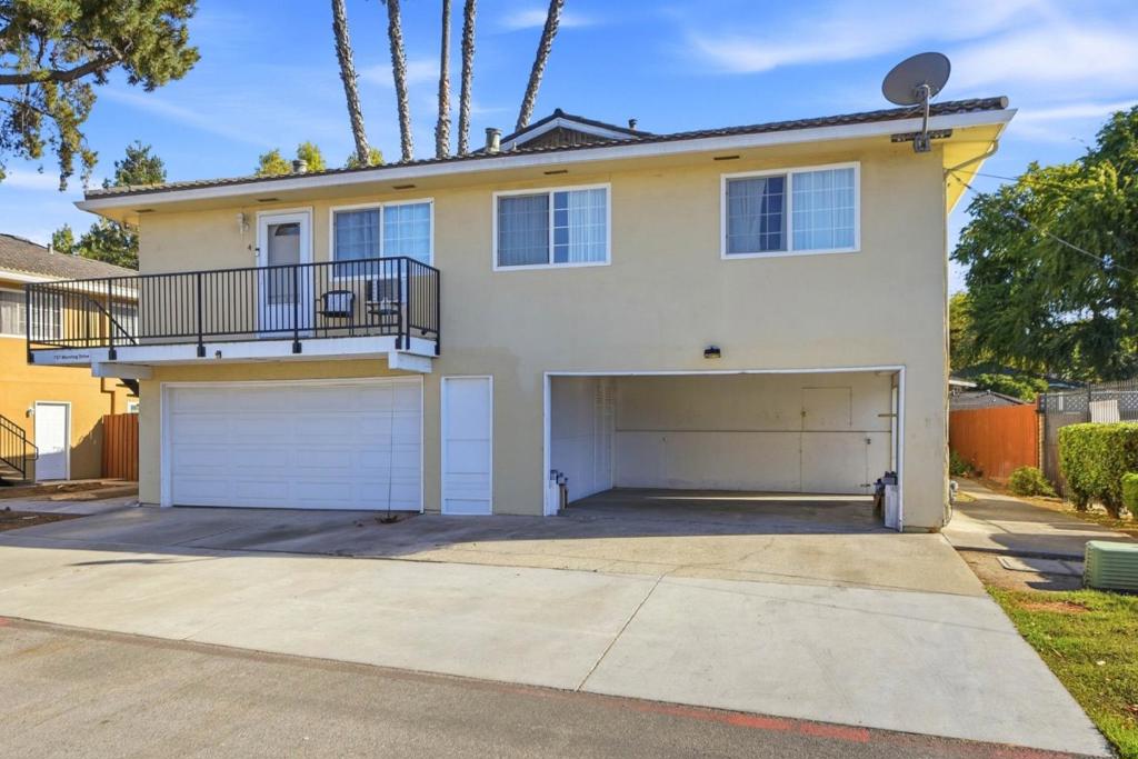 757 Warring Drive 4