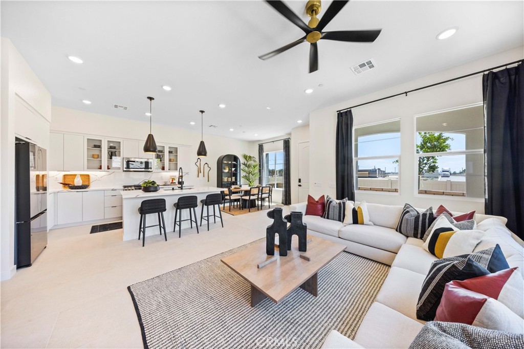 22025 Florence Circle