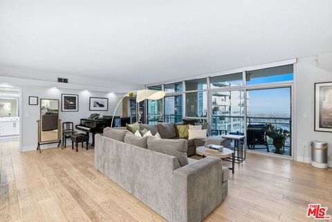 Photo of 13700 Marina Pointe Drive #1711, Marina Del Rey, CA 90292 (MLS # 26669049)