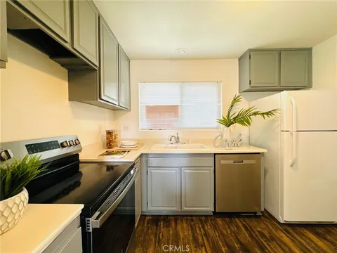 MLS: OC26097797