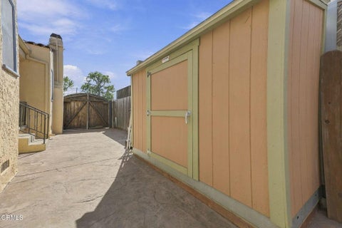 Tiny photo for 111 S Catalina Street, Ventura, CA 93001 (MLS # V1-39009)