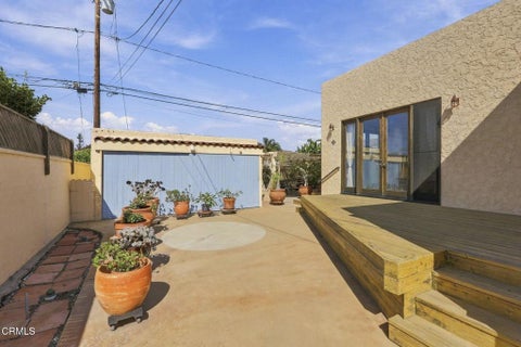 Tiny photo for 111 S Catalina Street, Ventura, CA 93001 (MLS # V1-39009)