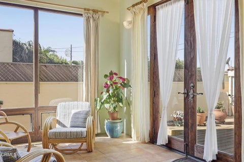 Tiny photo for 111 S Catalina Street, Ventura, CA 93001 (MLS # V1-39009)