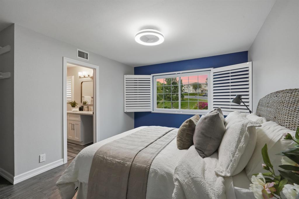 7982 Mission Vista