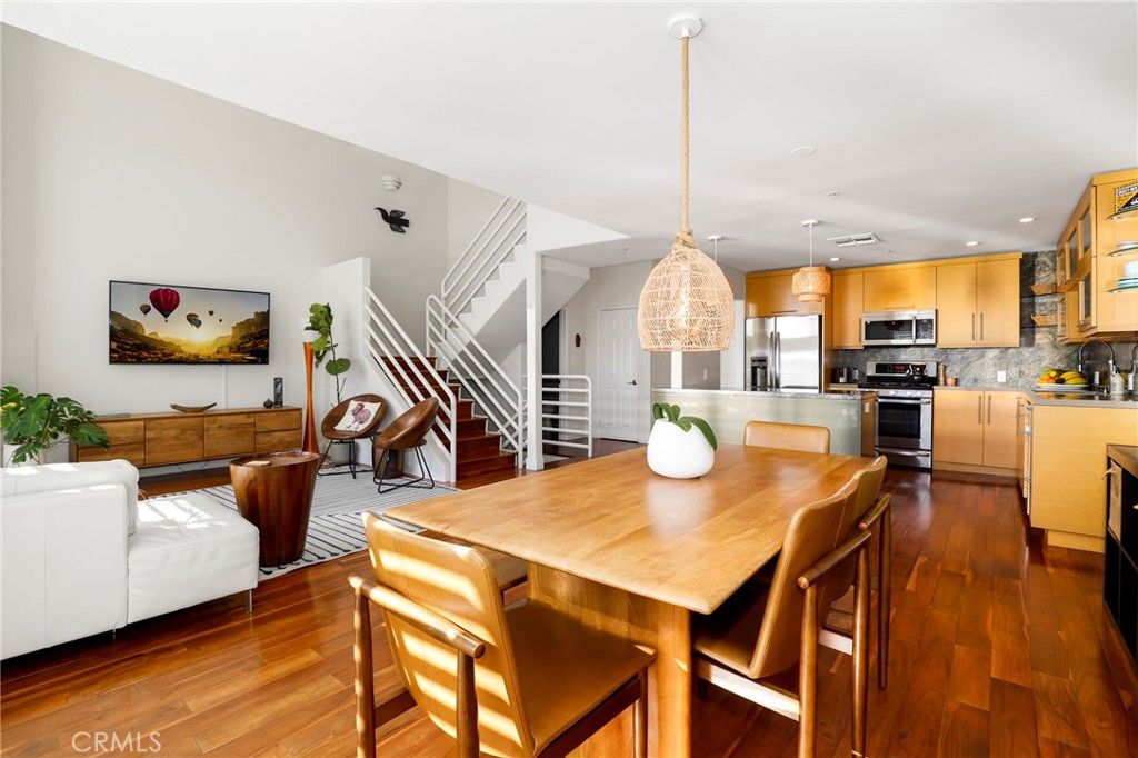 Photo of 1214 14th Street #203, Santa Monica, CA 90404 (MLS # SB26076859)