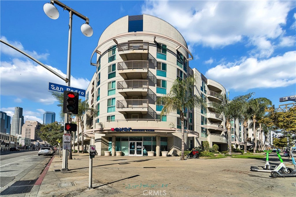 267 S San Pedro St