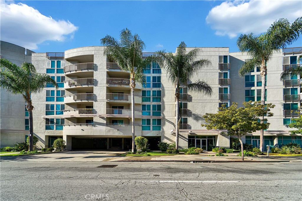 267 S San Pedro 218