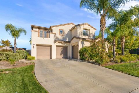 Photo of 32724 Salvia Cir Cir, Winchester, CA 92596 (MLS # 260003207SD)