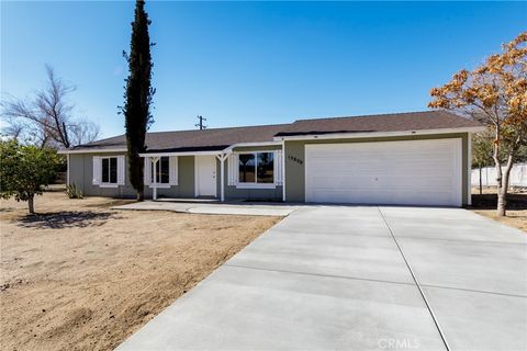 Photo of 15808 Heatherdale Rd, Victorville, CA 92394 (MLS # IV25264825)