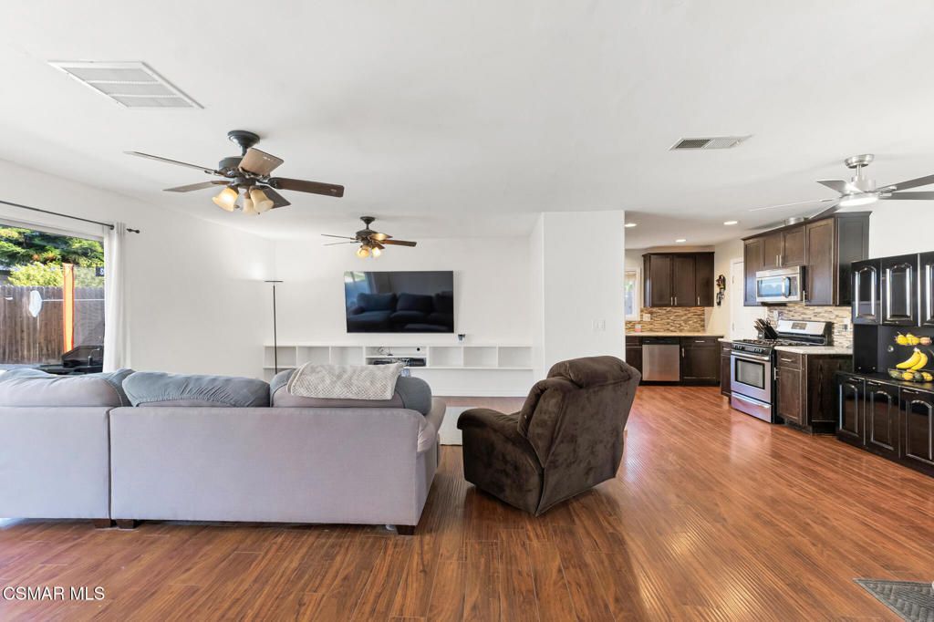 Photo of 2141 Fitzgerald Road, Simi Valley, CA 93065 (MLS # 225005320)