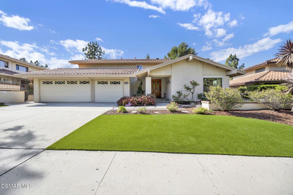 Properties 2 4022 Avenida Verano