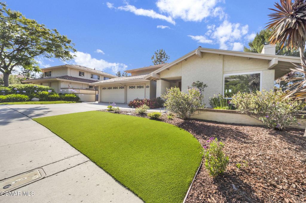 Properties 3 4022 Avenida Verano