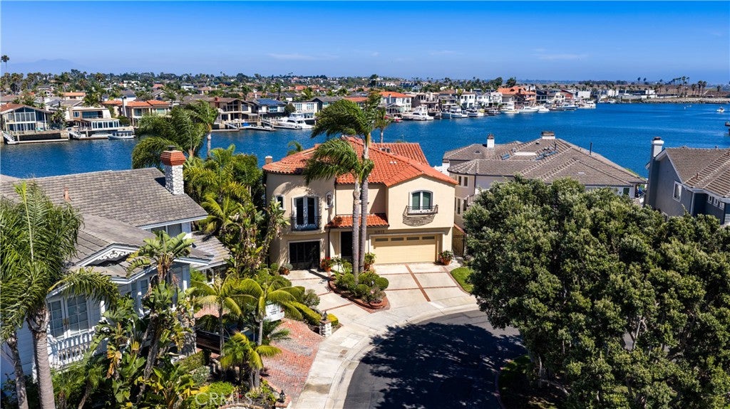 16932 Coral Cay