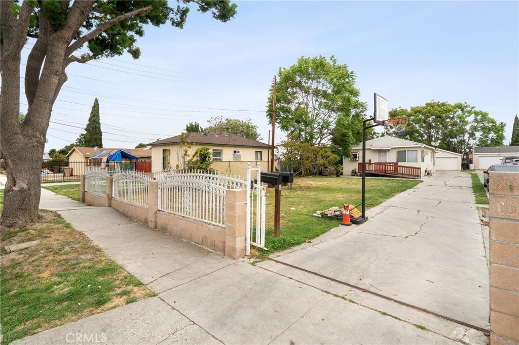 Listing image 4