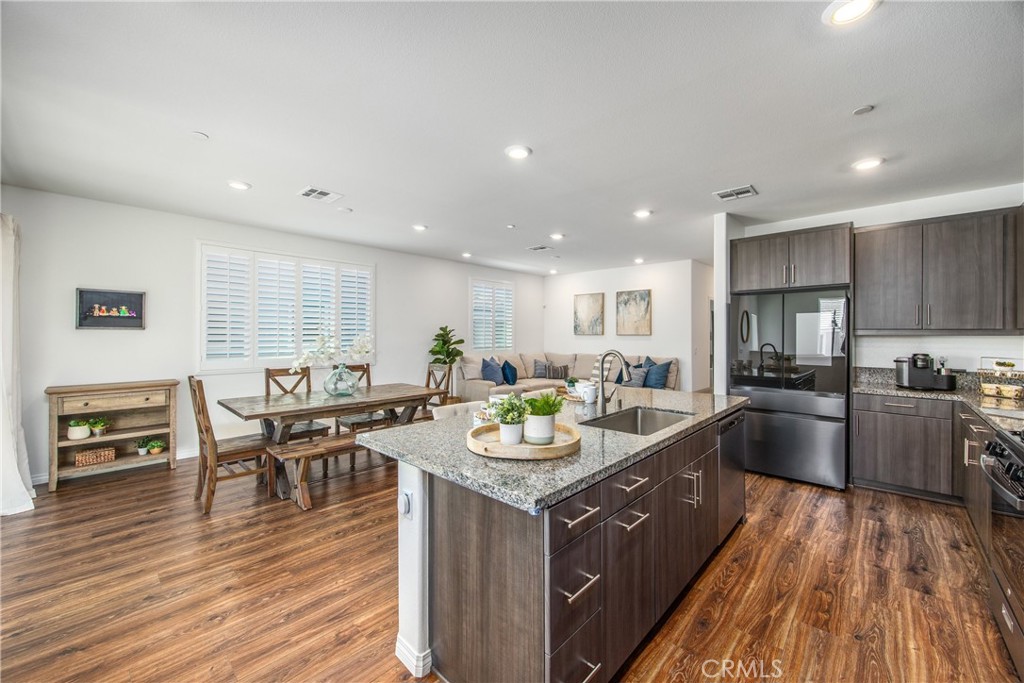 15210 Horizon Street 10