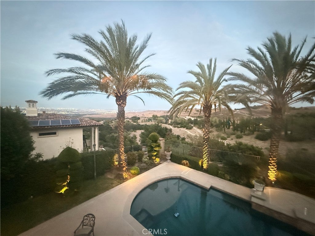 2465 Collinas