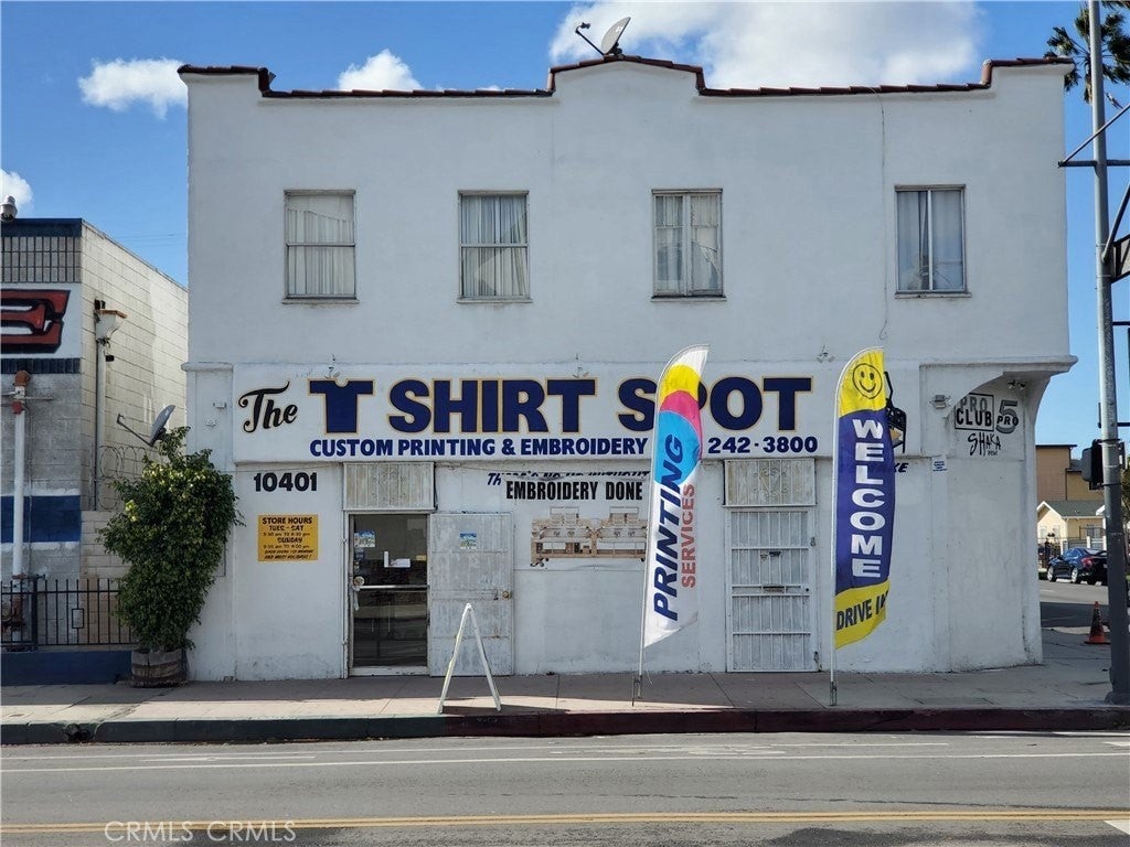 10401 S San Pedro St