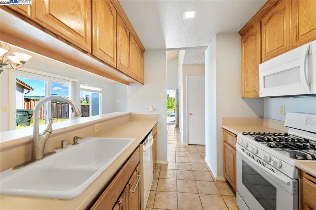 SPRINGTOWN - Residential