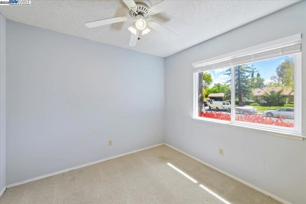 SPRINGTOWN - Residential