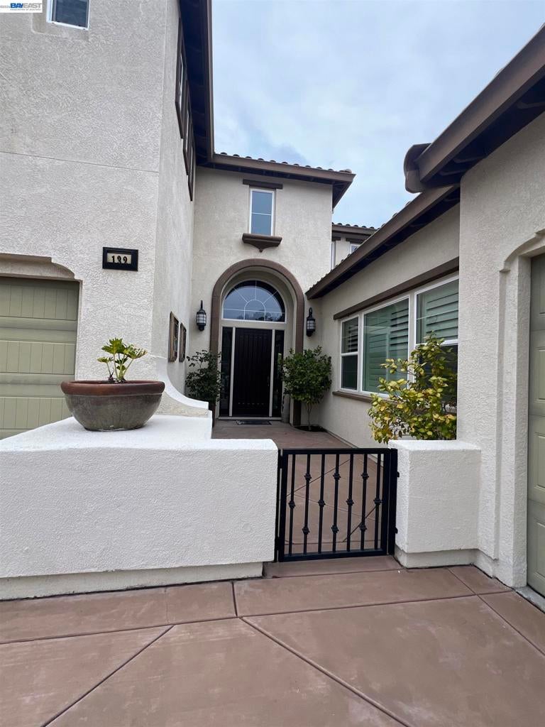 132 Dunfirth Ct