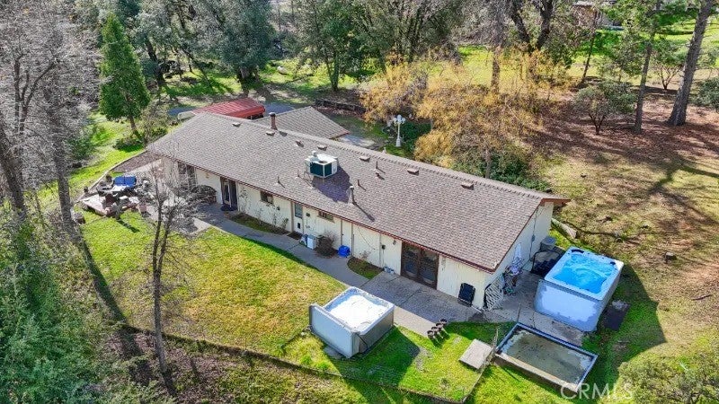 5909 Evergreen