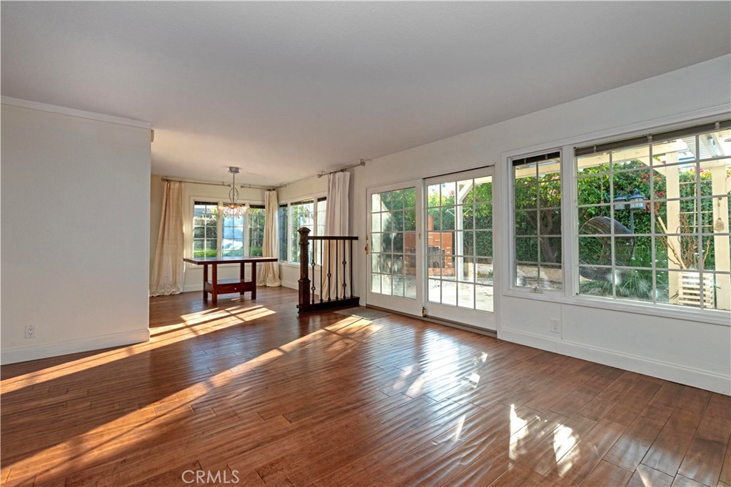 Properties 3 15191 Touraine Way