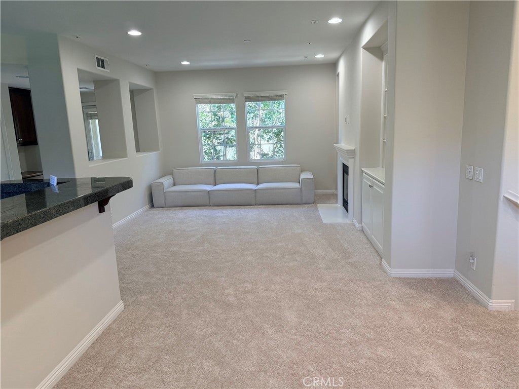 15231 Calverton
