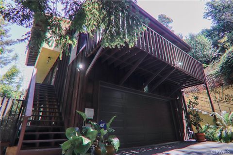 Photo of 518 Latimer Rd RD, Santa Monica, CA 90402 (MLS # SR26111900)