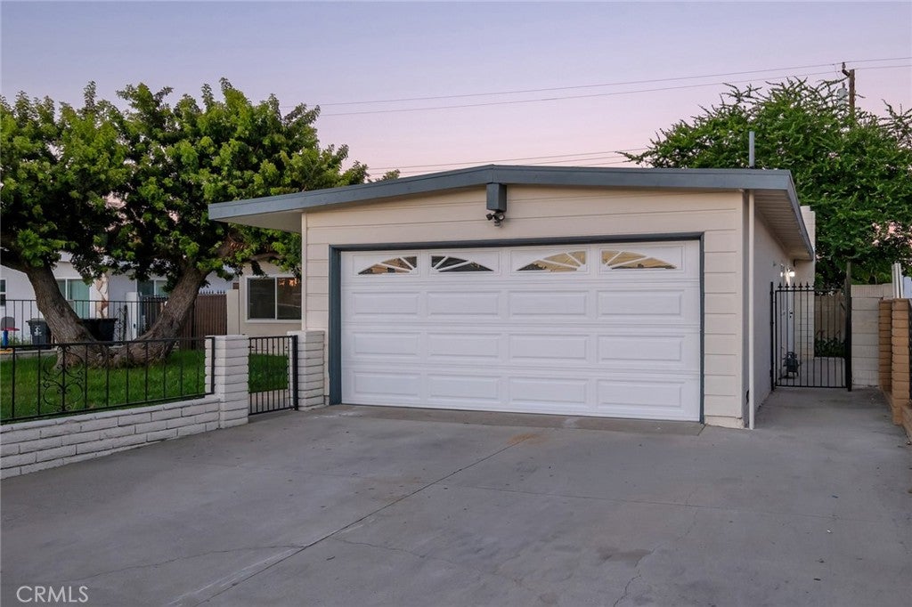 2325 S Shelton, Santa Ana CA 92707 - Photo 25
