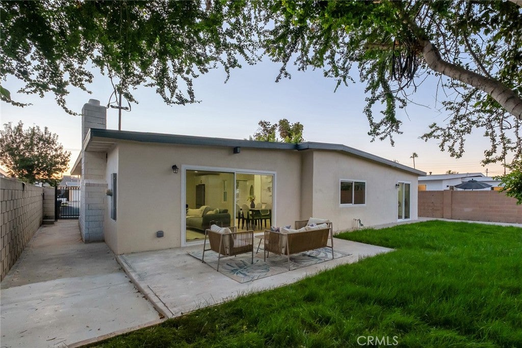 2325 S Shelton, Santa Ana CA 92707 - Photo 29