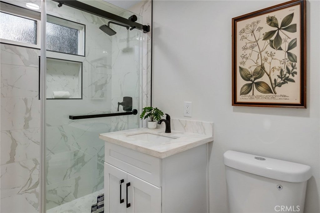 2325 S Shelton, Santa Ana CA 92707 - Photo 20