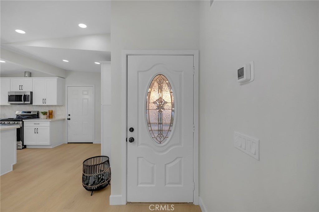 2325 S Shelton, Santa Ana CA 92707 - Photo 10