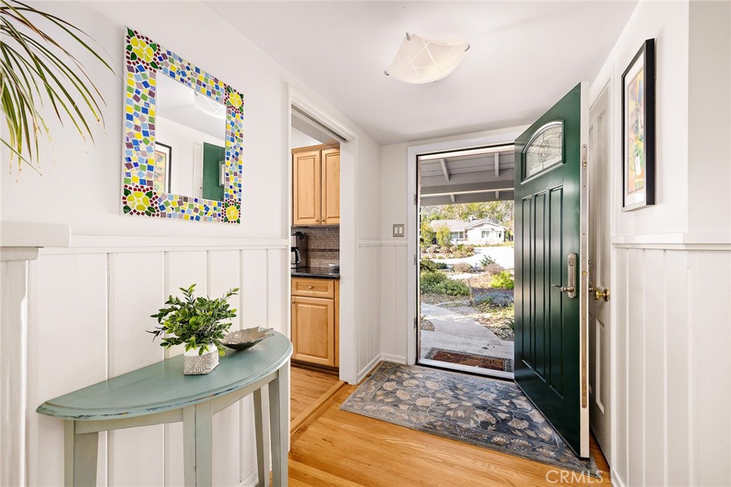 884 E Whitcomb Avenue