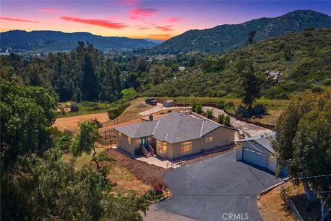 11128 Pinehurst Drive Lakeside CA 92040