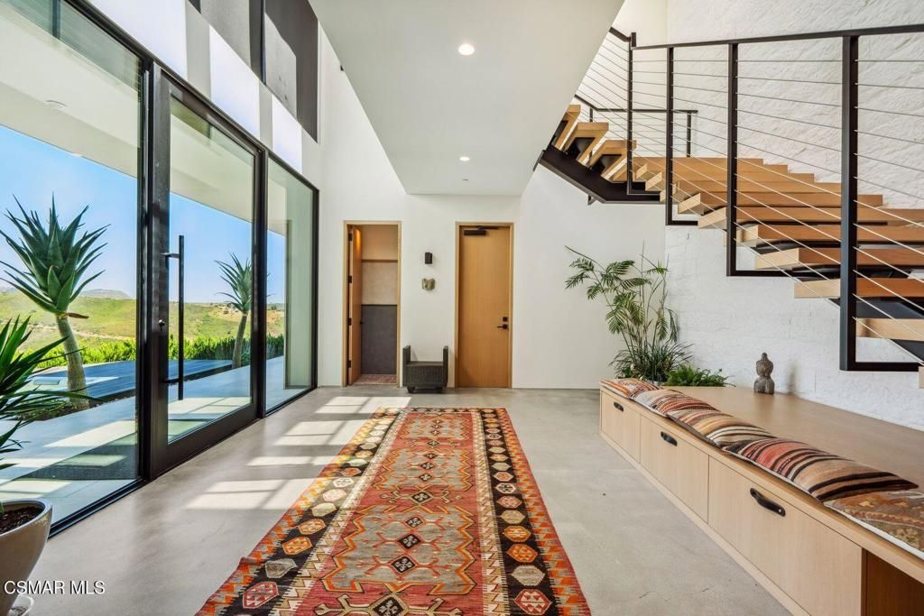 Photo of 33433 Decker School Road, Malibu, CA 90265 (MLS # 225003340)