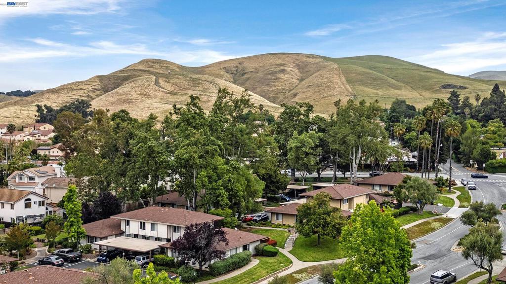 42915 Corte Verde