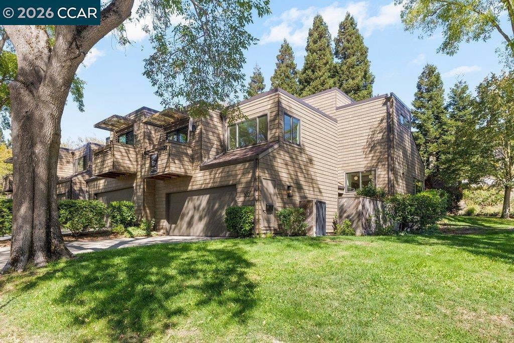 500 Monarch Ridge Dr
