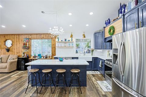 Tiny photo for 23095 Hemlock Ln, Crestline, CA 92325 (MLS # OC26049575)