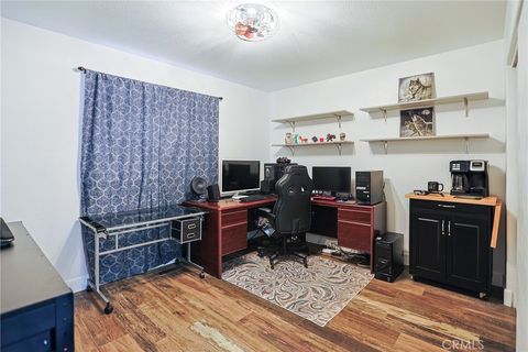 Tiny photo for 23095 Hemlock Ln, Crestline, CA 92325 (MLS # OC26049575)