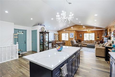 Tiny photo for 23095 Hemlock Ln, Crestline, CA 92325 (MLS # OC26049575)