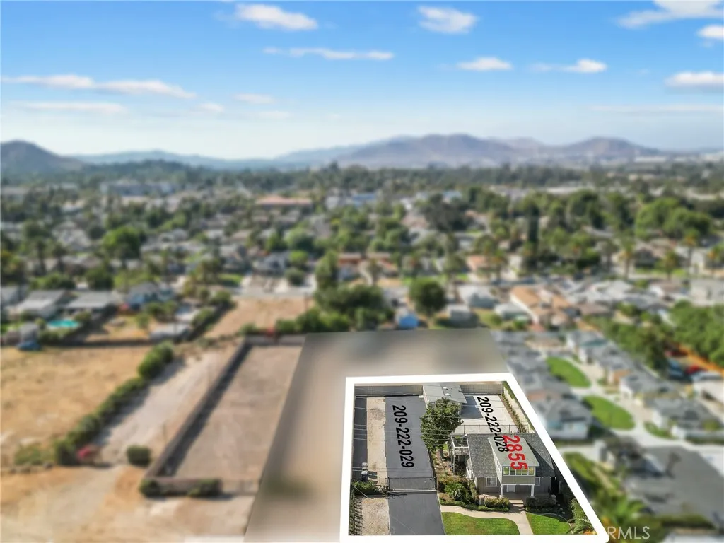 Riverside, California 92501, United States, 4 Bedrooms Bedrooms, ,3 BathroomsBathrooms,Residential,Active,221123