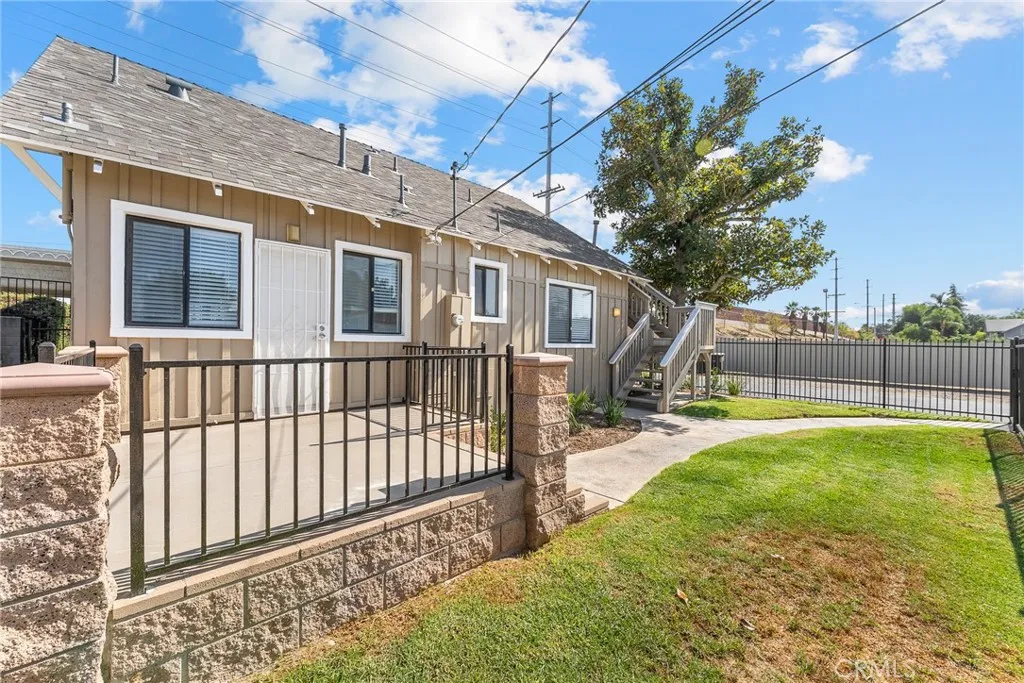 Riverside, California 92501, United States, 4 Bedrooms Bedrooms, ,3 BathroomsBathrooms,Residential,Active,221123