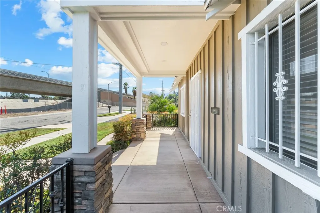 Riverside, California 92501, United States, 4 Bedrooms Bedrooms, ,3 BathroomsBathrooms,Residential,Active,221123