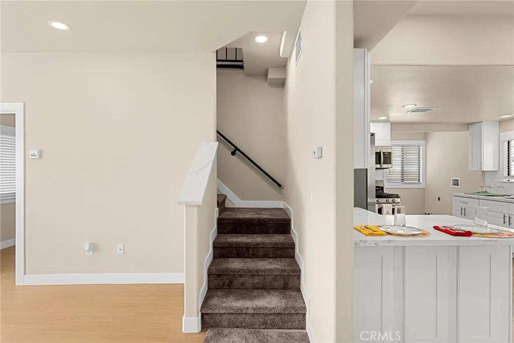 Riverside, California 92501, United States, 4 Bedrooms Bedrooms, ,3 BathroomsBathrooms,Residential,Active,221123