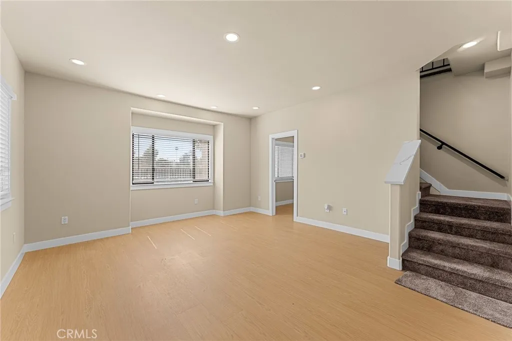 Riverside, California 92501, United States, 4 Bedrooms Bedrooms, ,3 BathroomsBathrooms,Residential,Active,221123