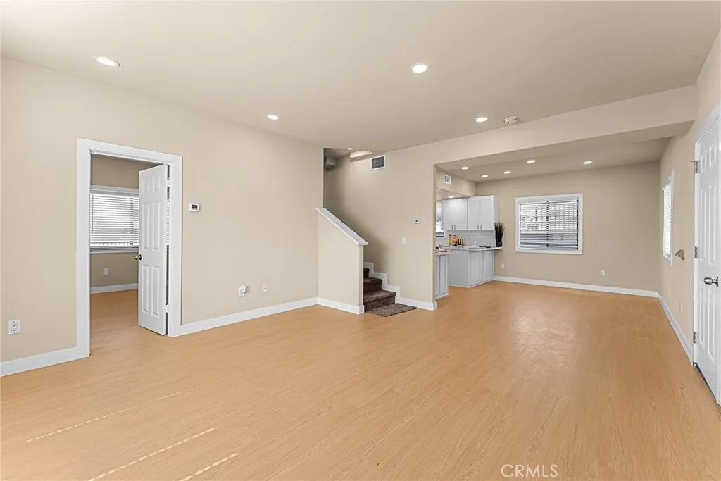 Riverside, California 92501, United States, 4 Bedrooms Bedrooms, ,3 BathroomsBathrooms,Residential,Active,221123