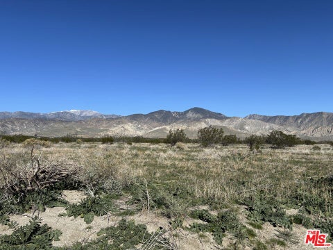 Photo of 0 Jacqueline, Cabazon, CA 92230 (MLS # 26104978)
