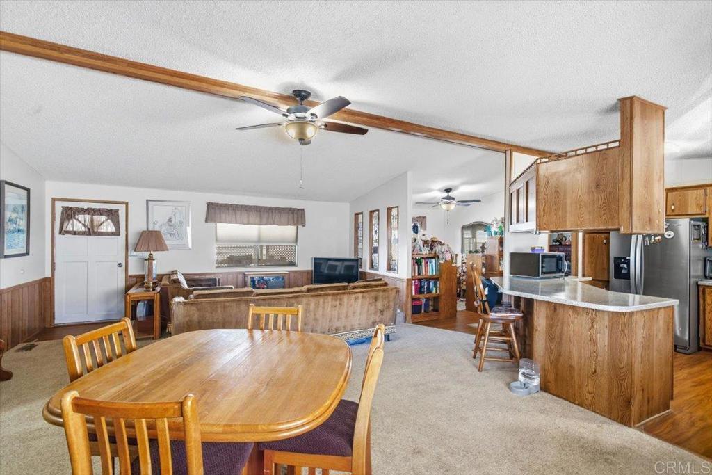 1525 W Oakland Avenue 55