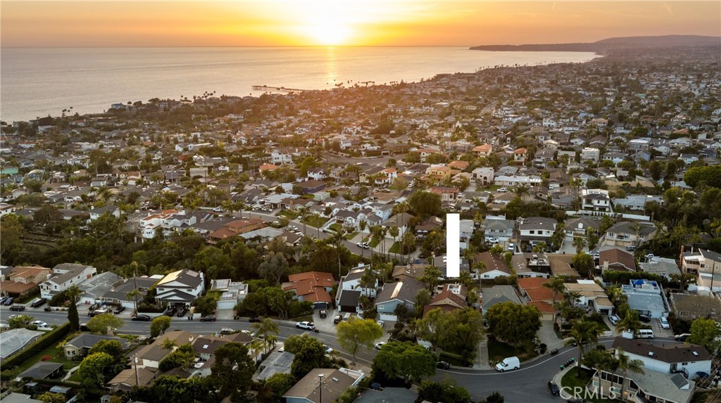 130 W Avenida San Antonio