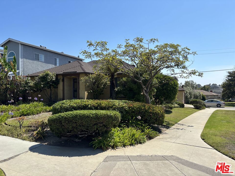 8301 Rayford Drive